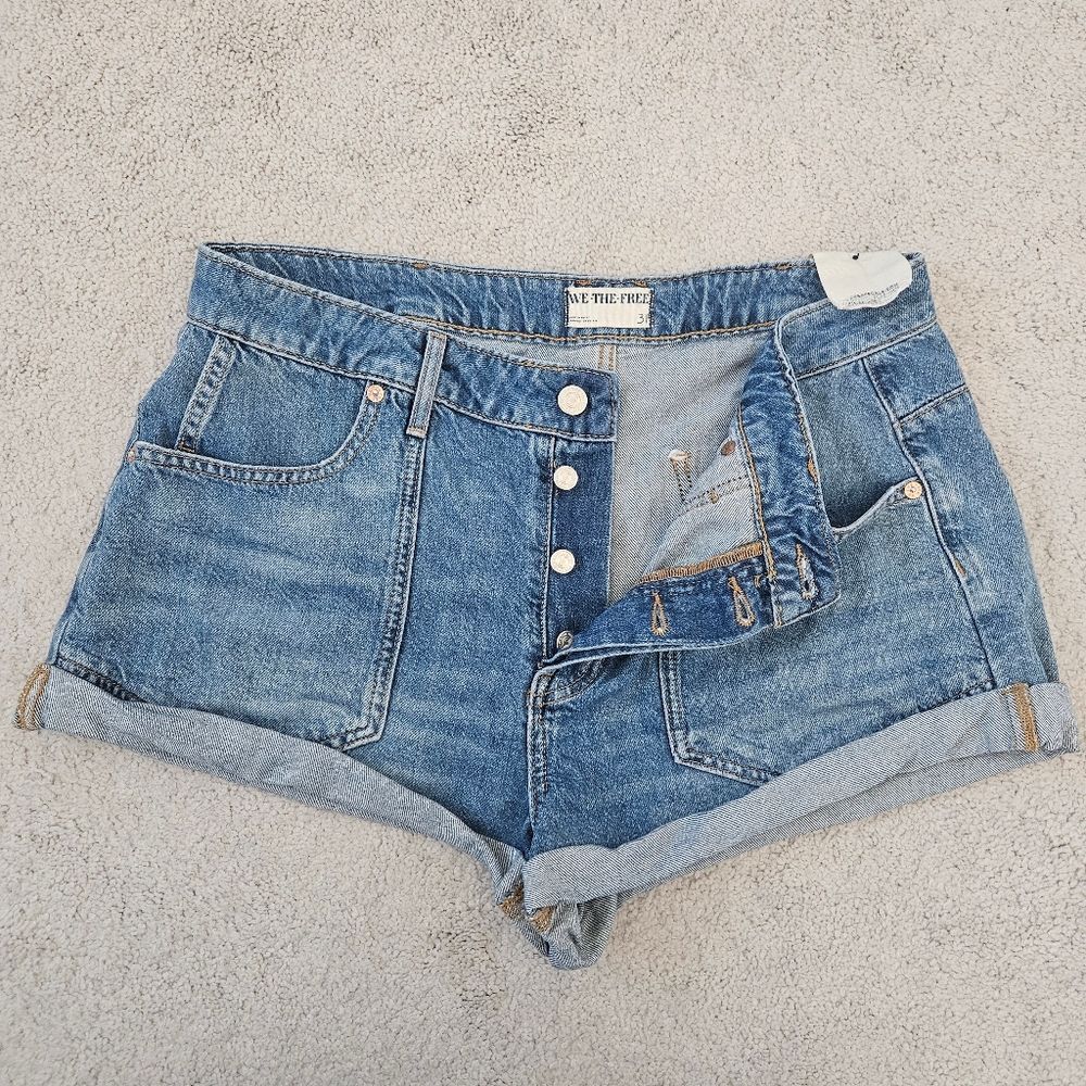NWT We The Free FP | Beginners Luck Slouch Shorts Button Fly Denim, Womens 31 - Picture 3 of 7
